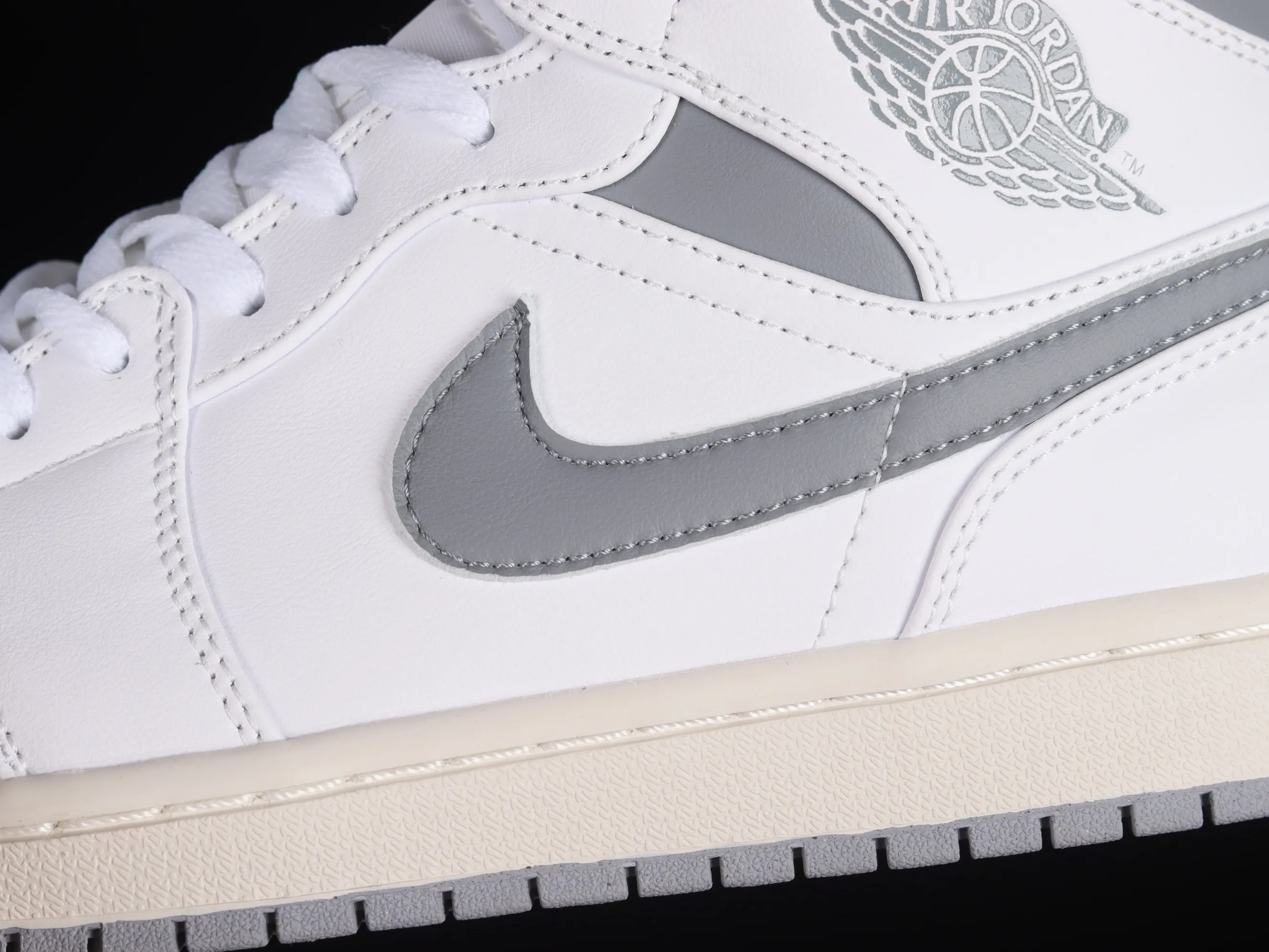 All categories Air Jordan Jordan series basketball shoes Air Jordan 1 Mid Air Jordan 1 Mid "Vintage Grey" AJ1 Joe 1 white gray first year China basketball shoes 554724-135